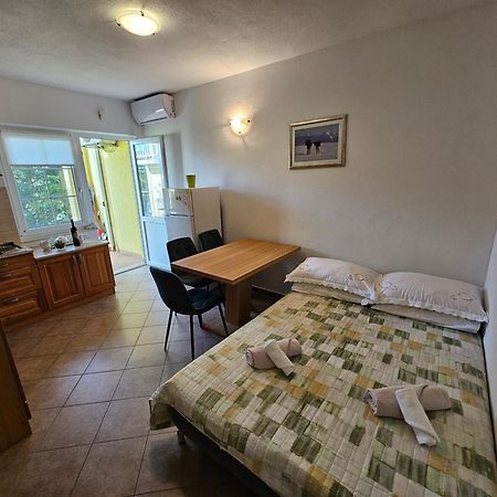 Apartmani Natasa Lokva Rogoznica Luaran gambar